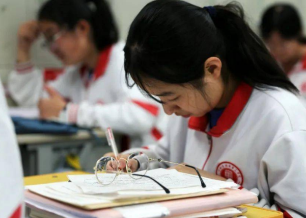 并感受到每天的学习和日子对他们来讲对错常有意义有价值的事情 并感受到每天的学习和日子对他们来讲对错常有意义有价值的事情